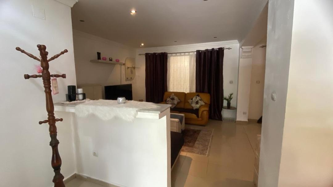 Apartmán Duplex T3 Bien Situe Annaba Exteriér fotografie