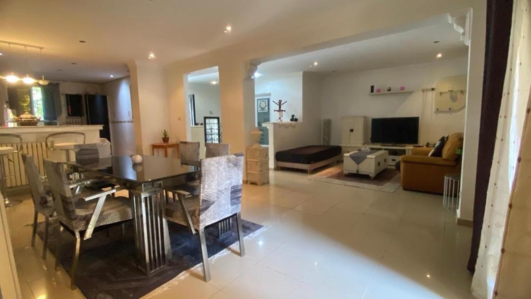 Apartmán Duplex T3 Bien Situe Annaba Exteriér fotografie